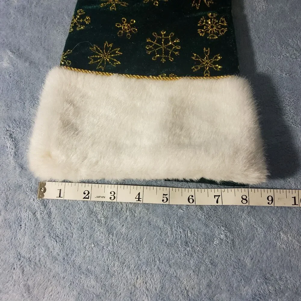 Unbranded vintage green